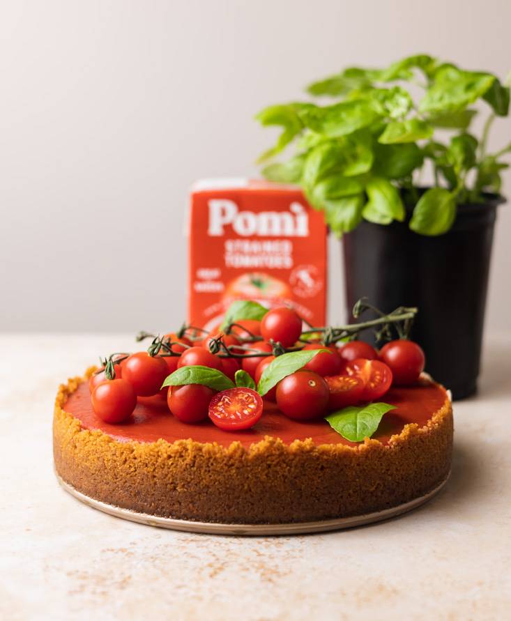 Tarta de queso vegana con tomate