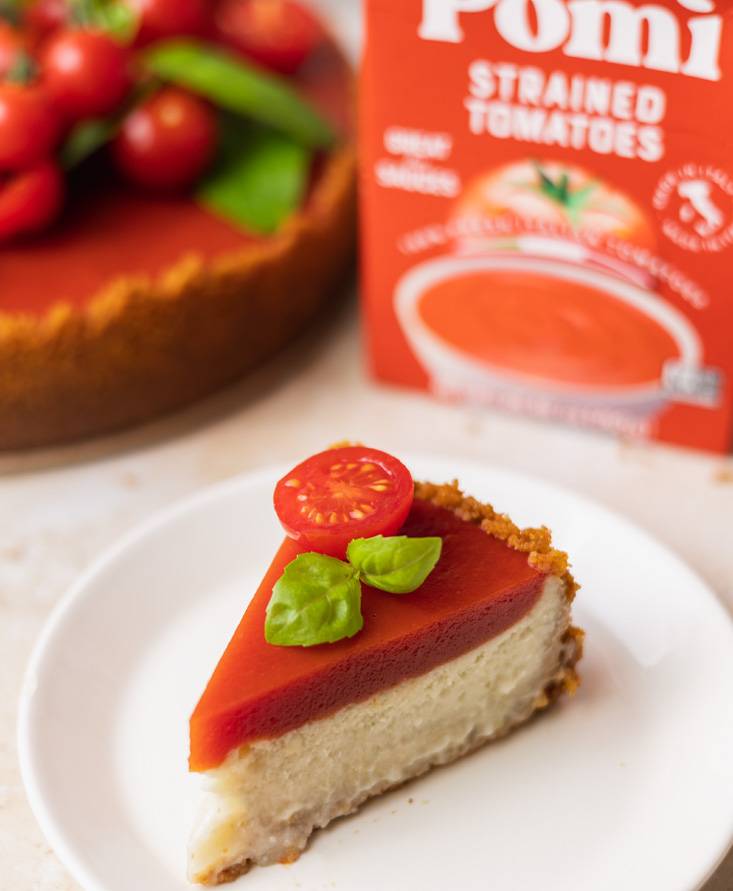Tarta de queso vegana con tomate