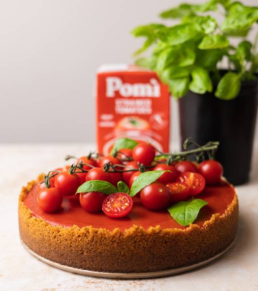 Tarta de queso vegana con tomate