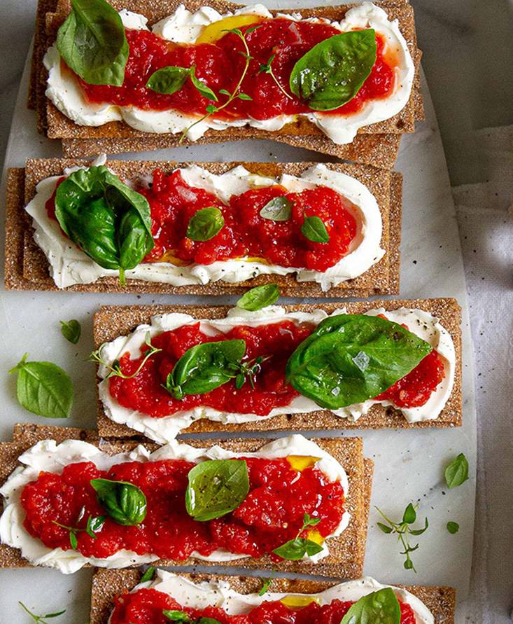 Garlic Tomato Crisps