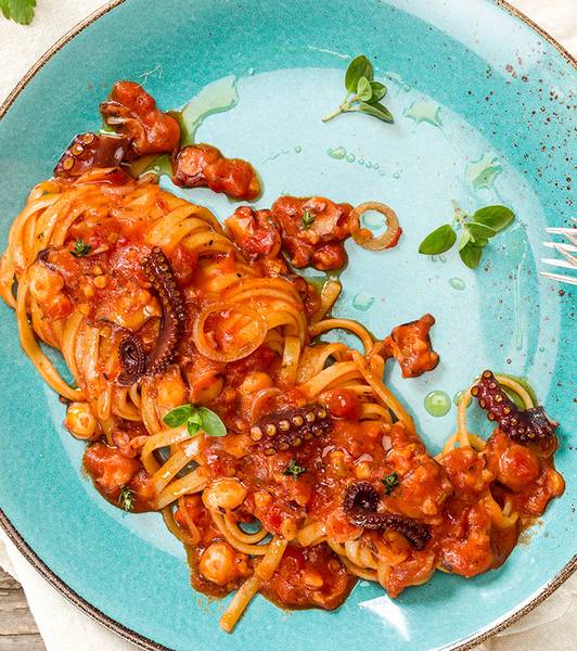 Linguine con ragú de pulpo