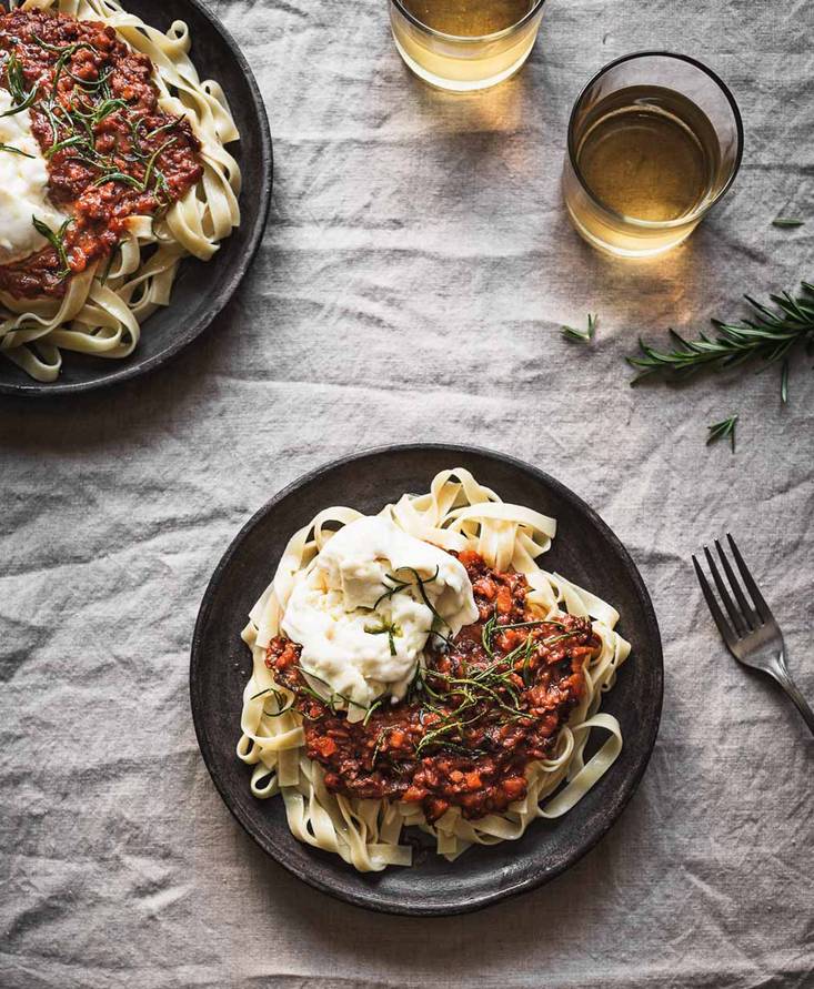 Smoky Mushroom Bolognese