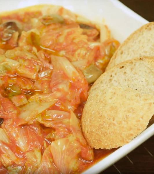 Scarola lettuce, Anchovies, Taggiasche Olives and Tomatoes