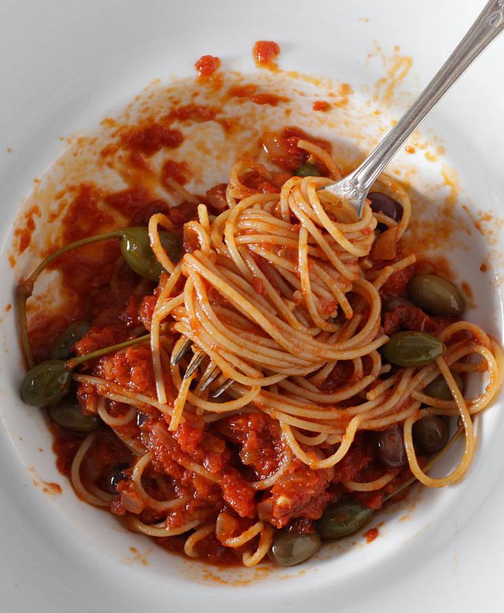 Spaghetti puttanesca